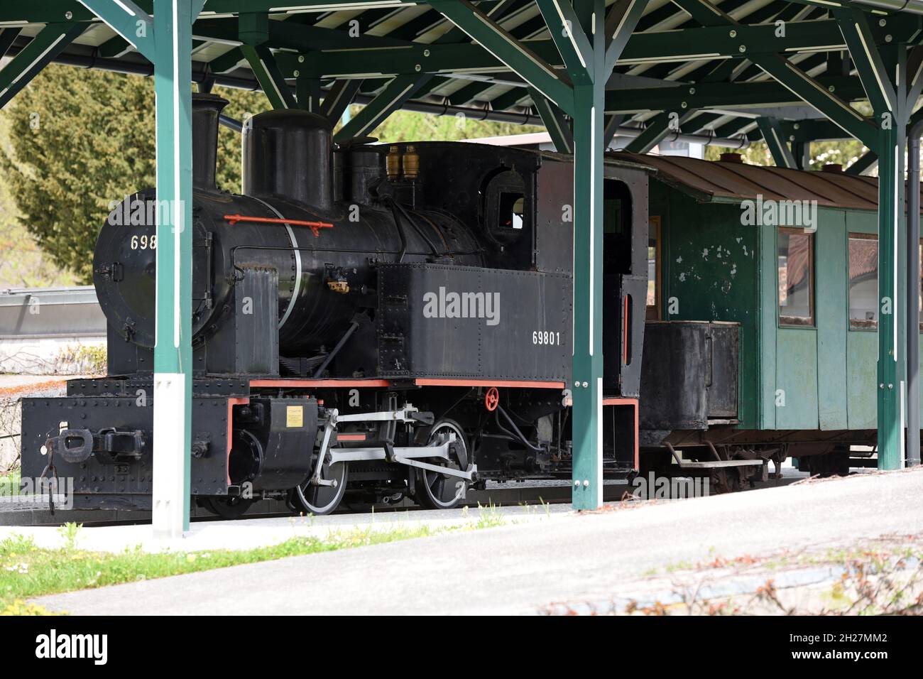 Historische Lokomotive der Ischler Bahn in Bad Ischl (Bezirk Gmunden, Salzkammergut, Salzburg, Österreich) - Historic locomotive of the Ischler Bahn i Stock Photo