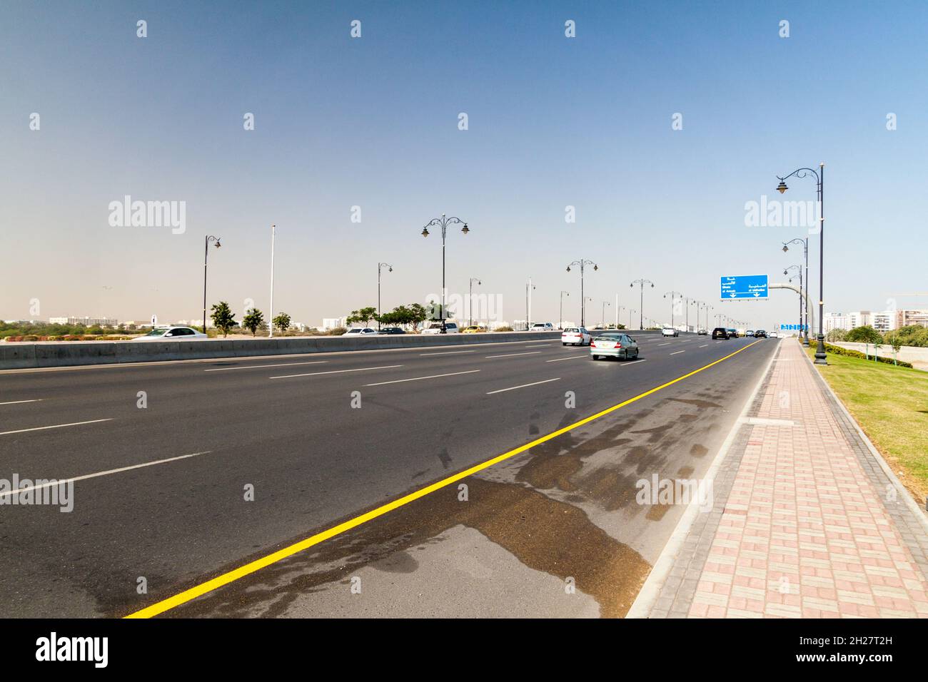 Oman Street View Dubai Page 10 - Oman Street High Resolution Stock Photography And Images - Alamy