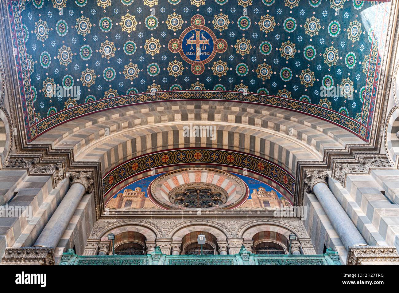 Basilique-Cathédrale Sainte-Marie-Majeure, Marseille, Provence, France Stock Photo