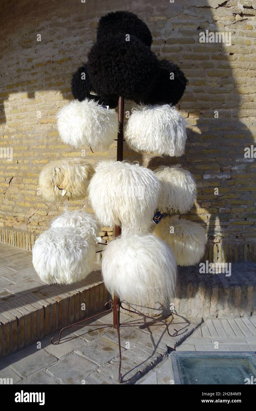 Yosh yigitning keksa odam bilan pornosini tomosha qiling Kotib porno anal jinsiy aloqa