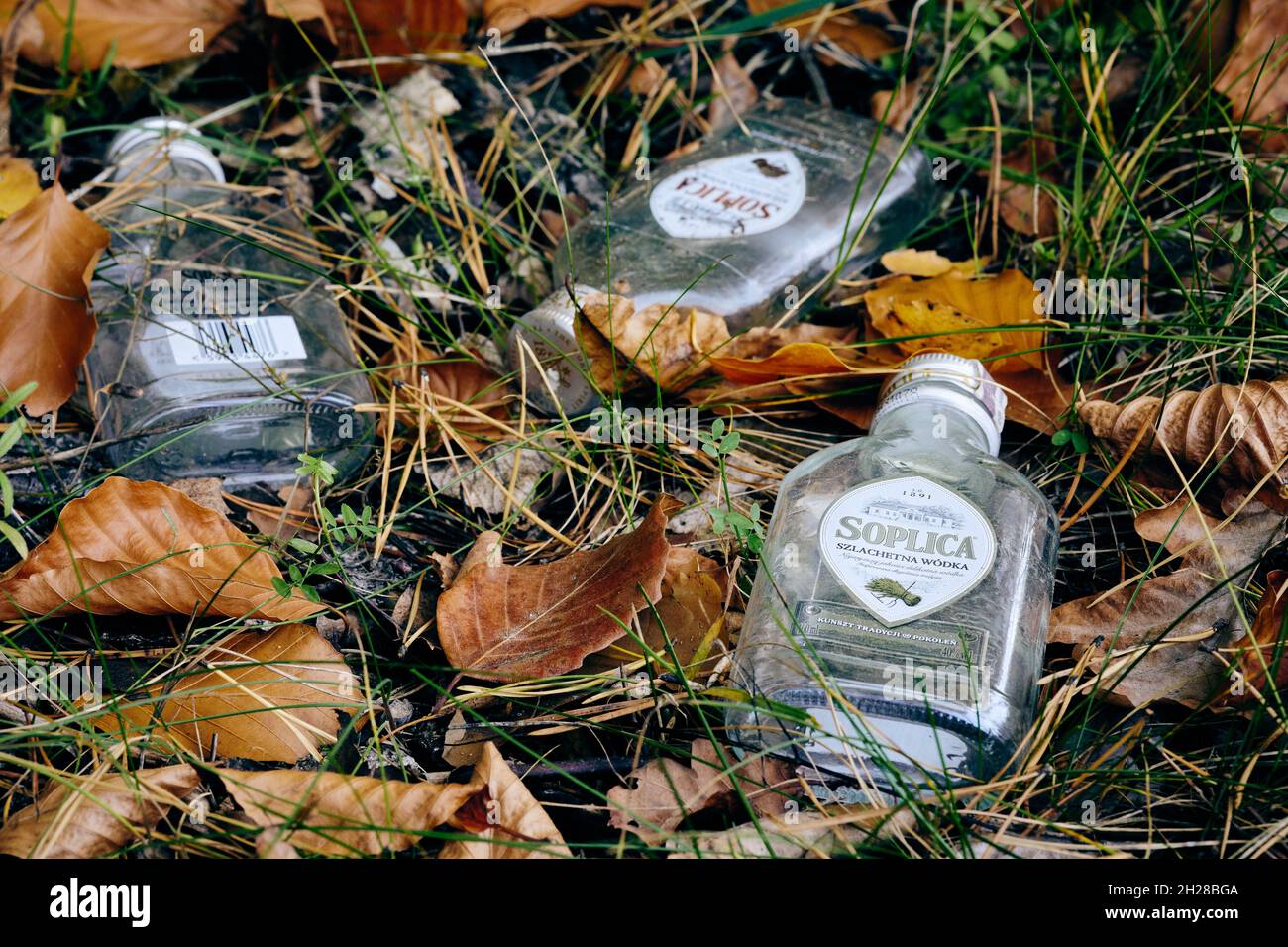 Cheap vodka hires stock photography and images Alamy