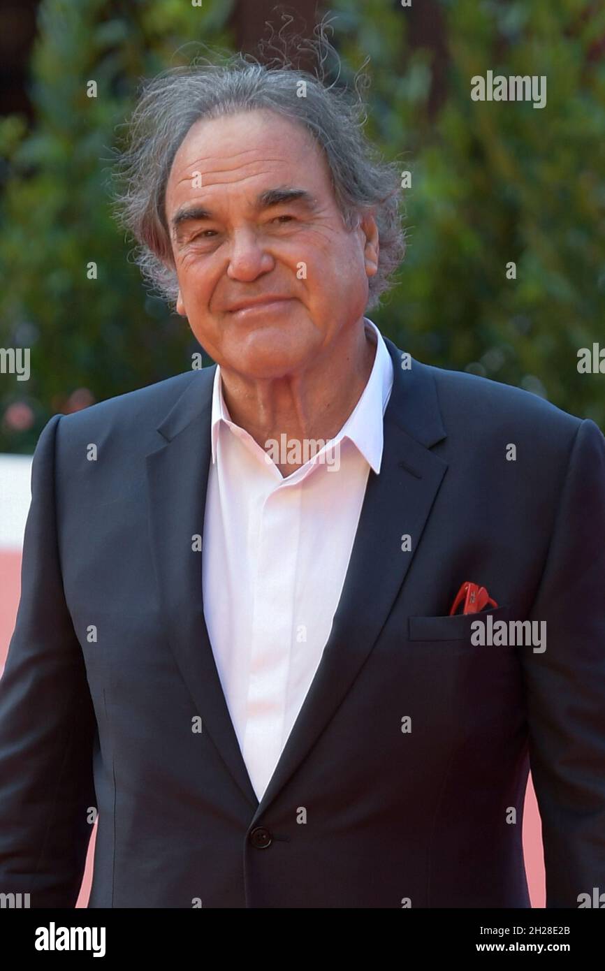 Oliver Stone attends the red carpet of JFK Destiny Betrayed at