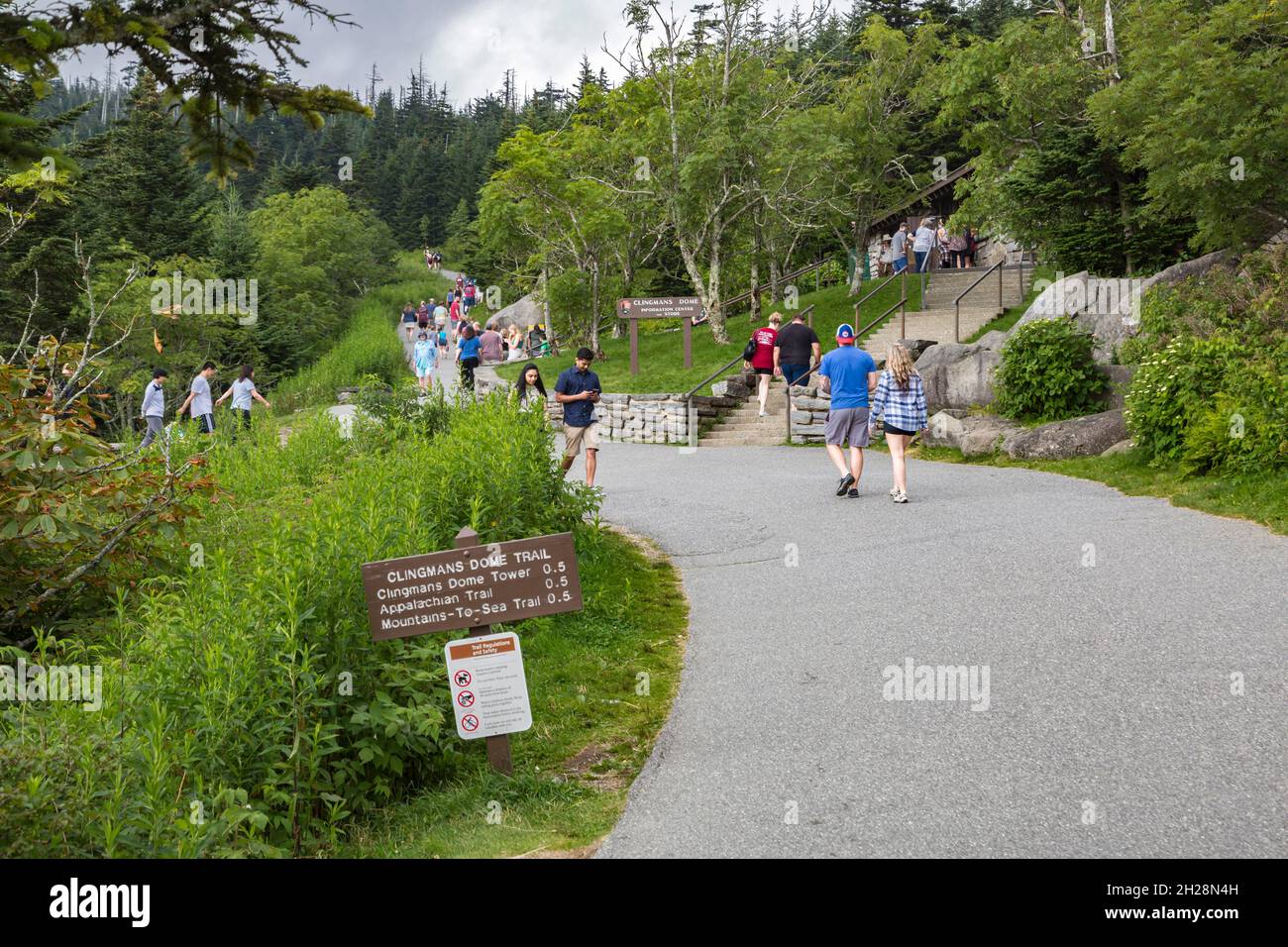 Park guests walking to Clingman's Dome tower and park store in the Smoky Mountains National Park Stock Photo