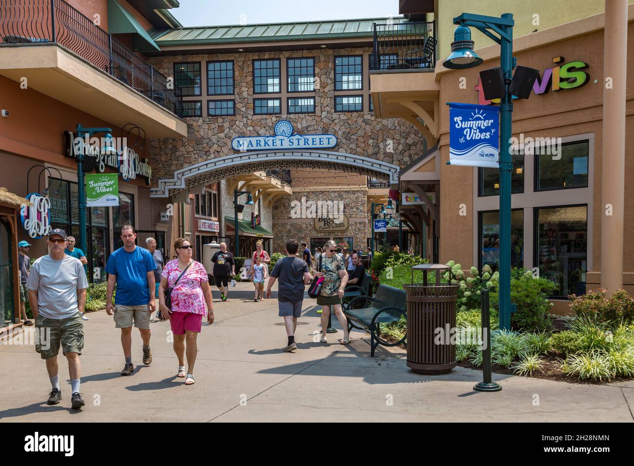 Market Street sign leads tourists to the shopping area at The Island recreation center in Pigeon Forge, Tennessee Stock Photo