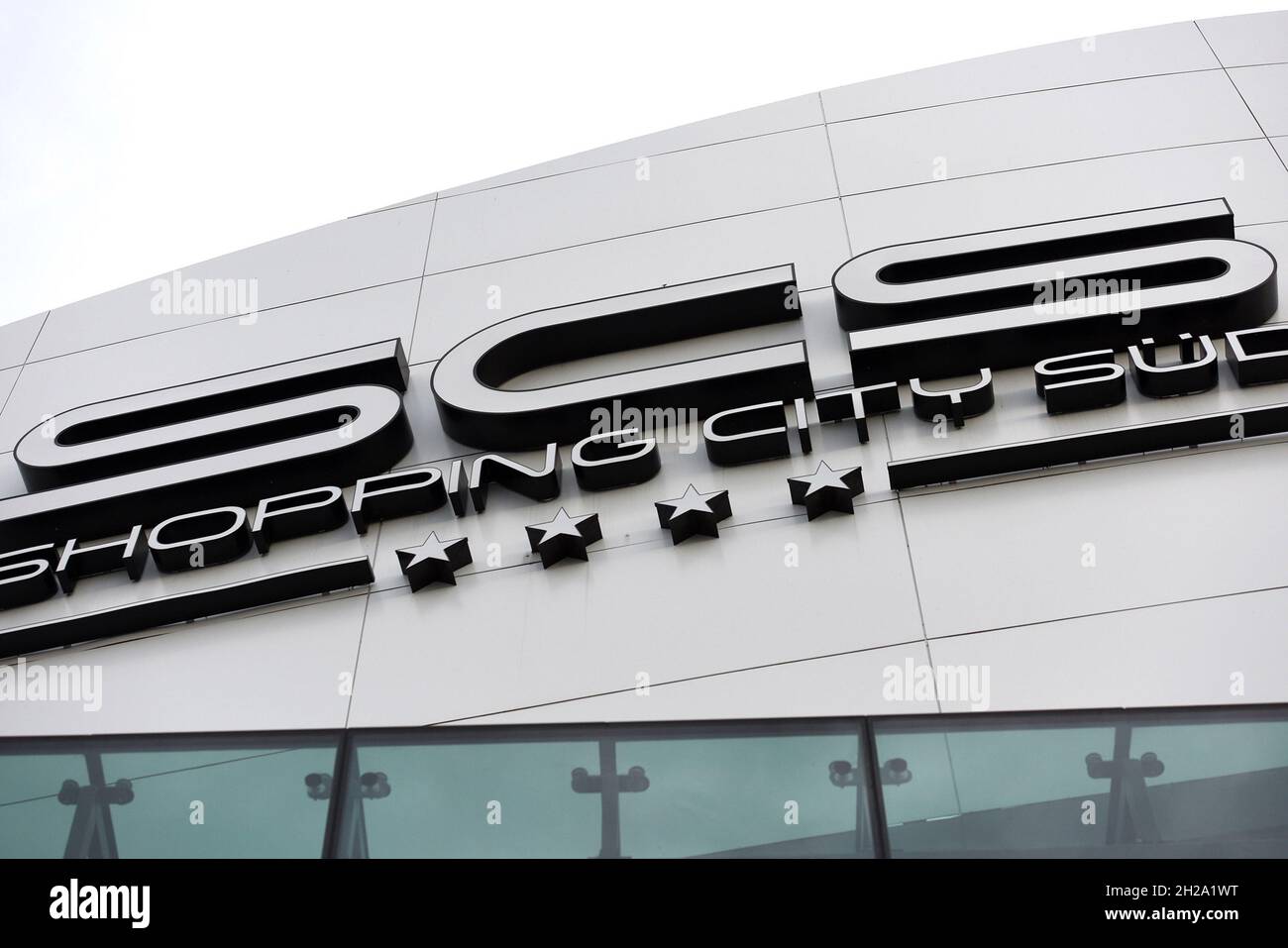 Das Einkaufszentrum SCS im Süden von Wien, eines der größten in Europa The shopping center SCS