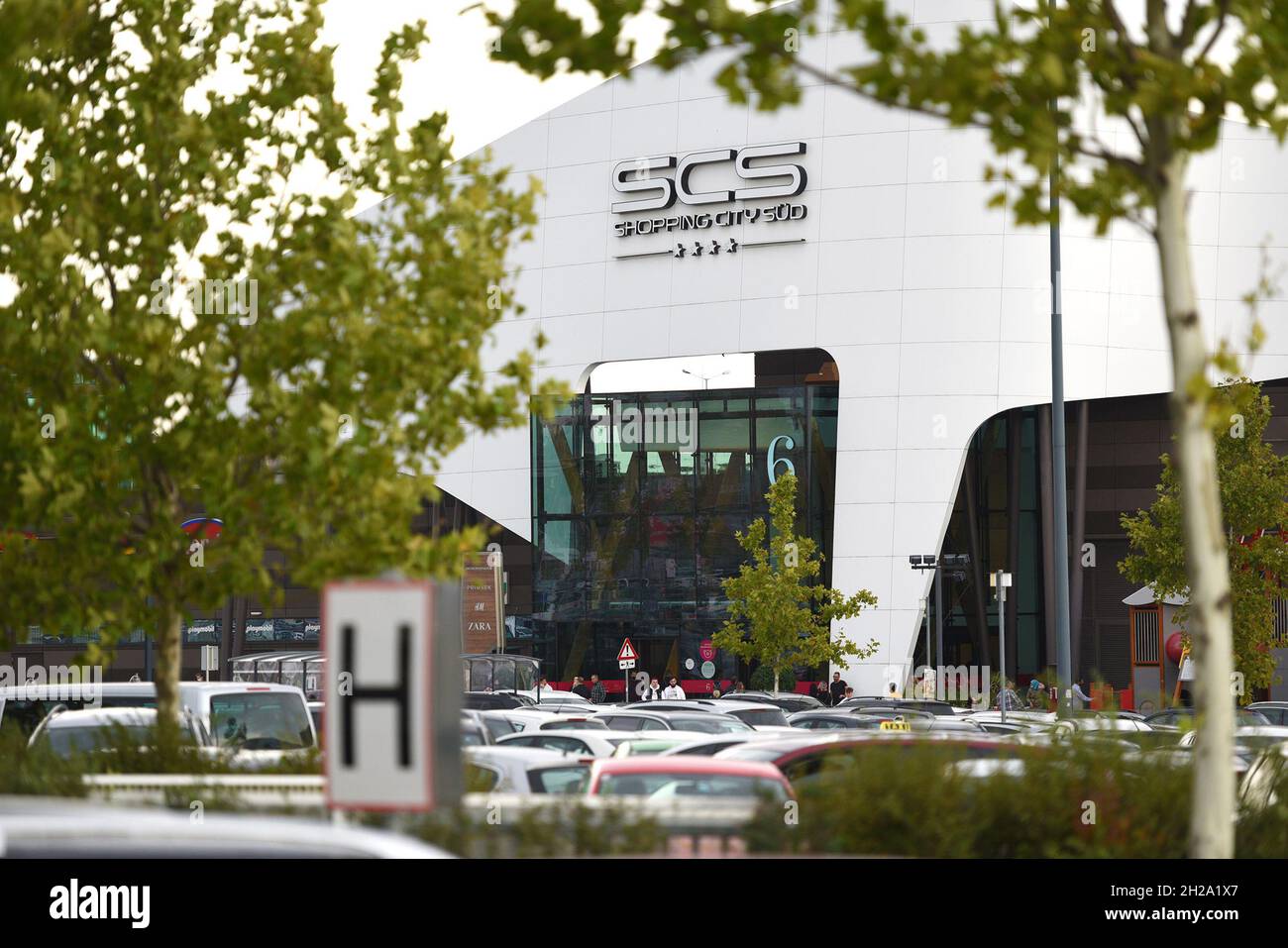 Das Einkaufszentrum SCS im Süden von Wien, eines der größten in Europa The shopping center SCS