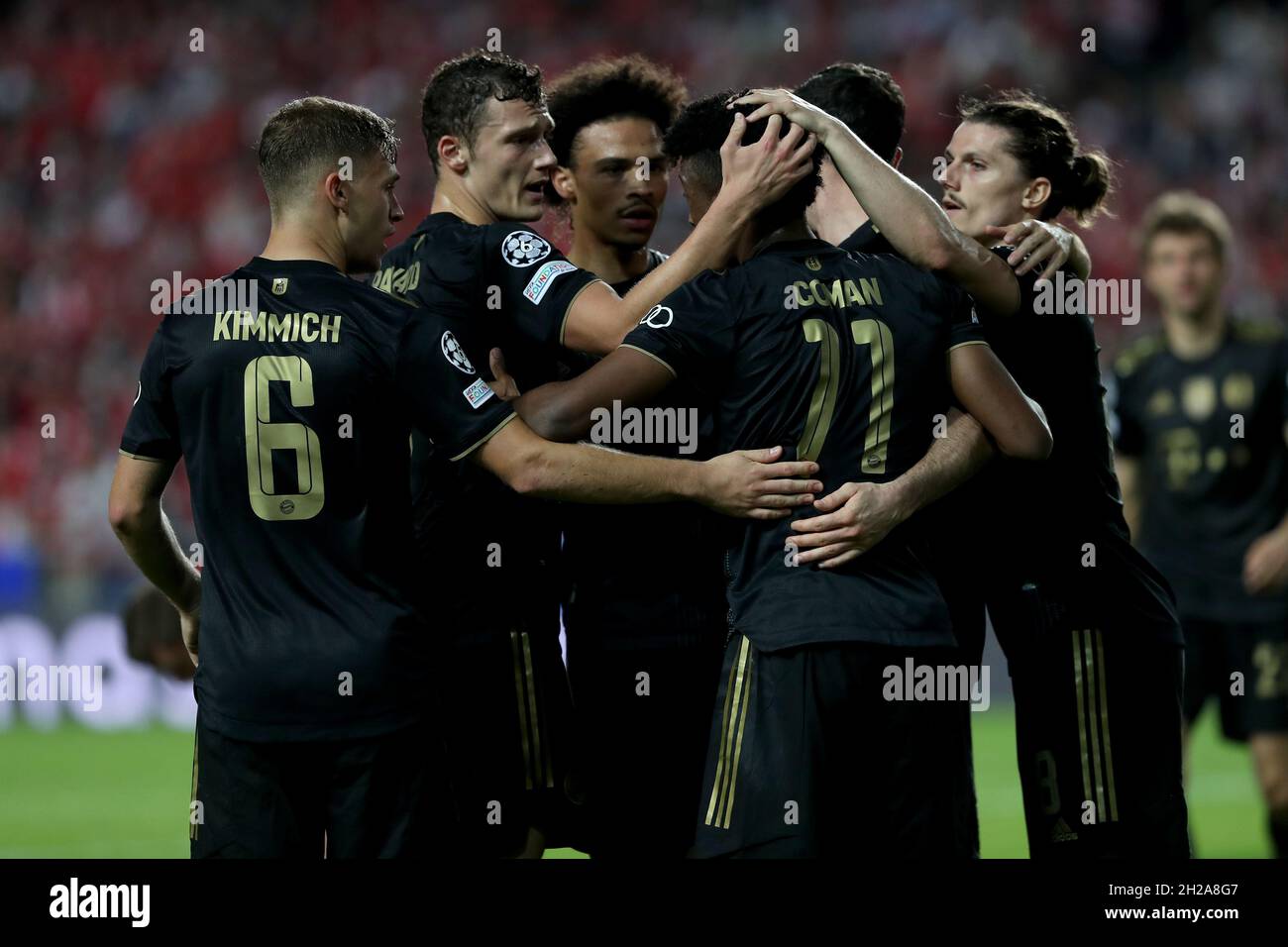 Lisbon. 20th Oct, 2021. Bayern Munich's players celebrate during the UEFA  Champions League group E football match between SL Benfica and Bayern  Munich at the Luz stadium in Lisbon, Portugal on Oct.