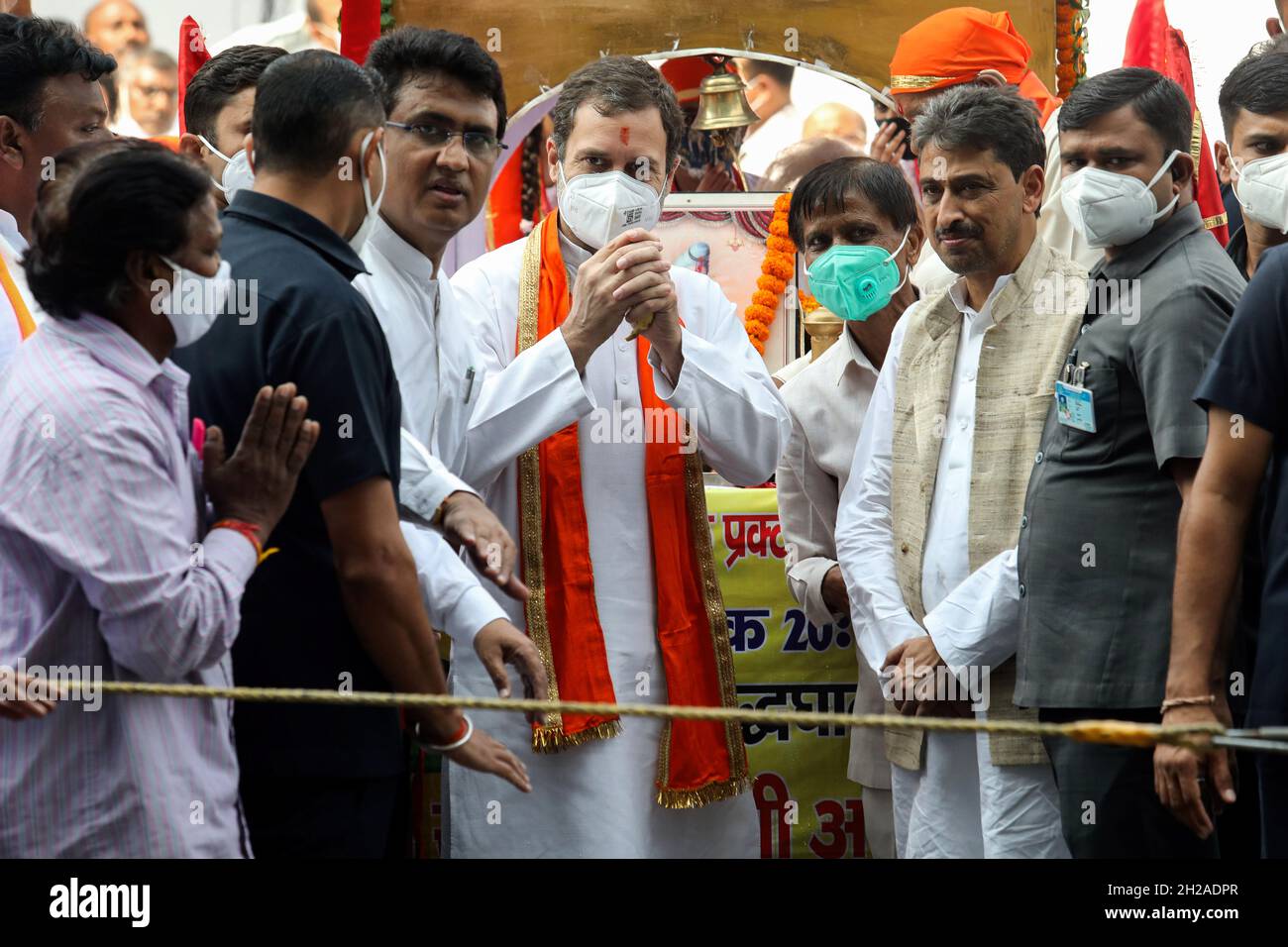 New Delhi, India. 20th Oct, 2021. Congress leader Rahul Gandhi seen during the flag-off ceremony of Shobha Yatra on the occasion of Maharishi Valmiki Jayanti, at All India Congress Committee headquarter. Valmiki Jayanti, is an annual Indian festival celebrated in particular by the Balmiki religious group, to commemorate the birth of the ancient Indian poet and philosopher Valmiki. (Photo by Naveen Sharma/SOPA Images/Sipa USA) Credit: Sipa USA/Alamy Live News Stock Photo