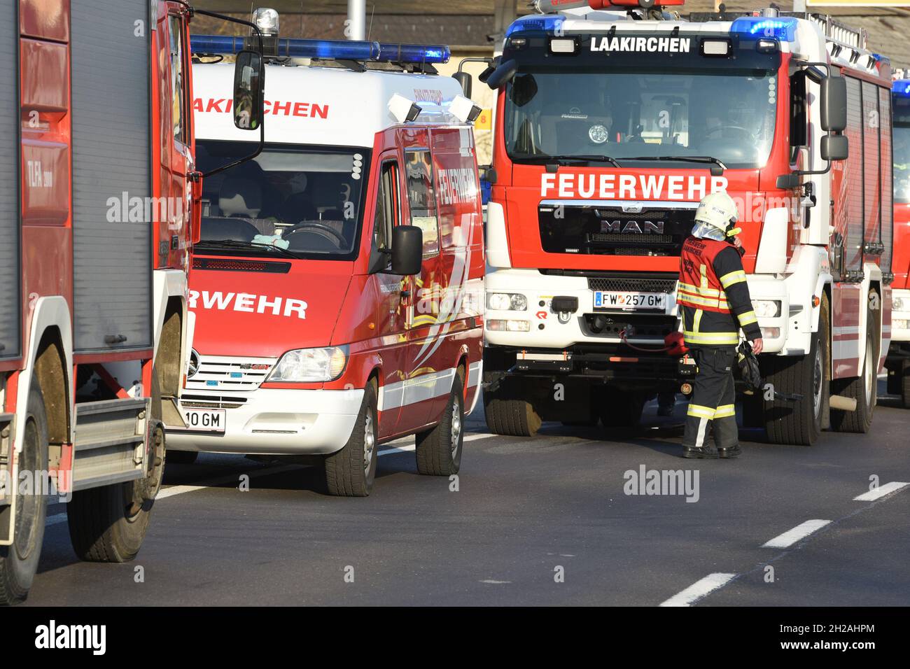 Feuerwehr-Fahrzeuge im Salzkammergut (Oberösterreich) - Fire brigade  vehicles in the Salzkammergut (Upper Austria Stock Photo - Alamy
