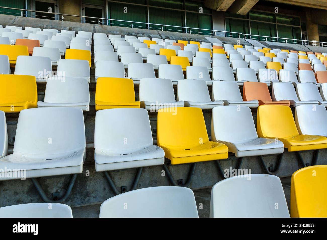 Empty football stadium hi-res stock photography and images - Alamy