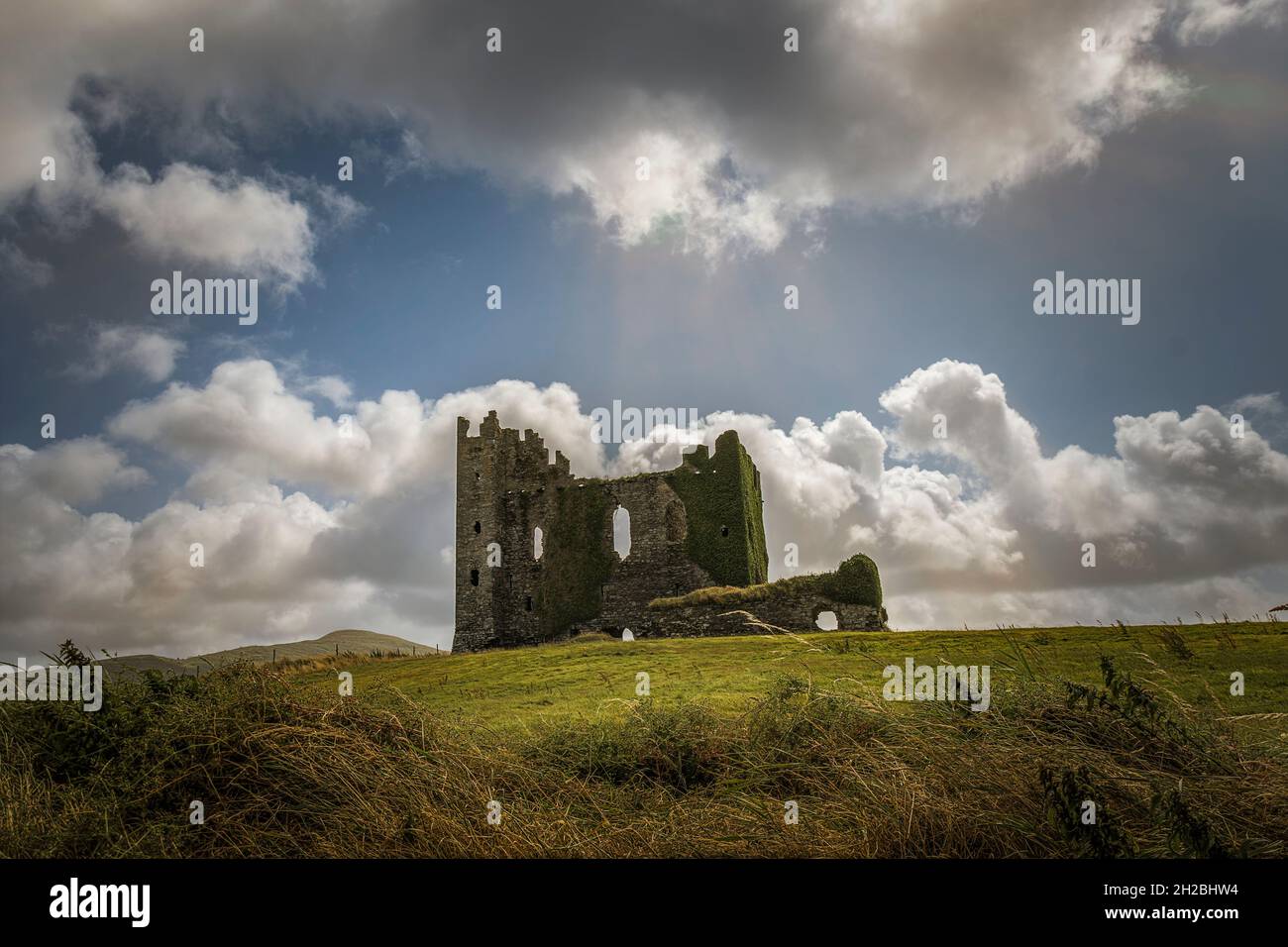 Irish landscapes. Ruins of Ballycarbery Castle. Caherciveen. Co Kerry. Ireland. Stock Photo