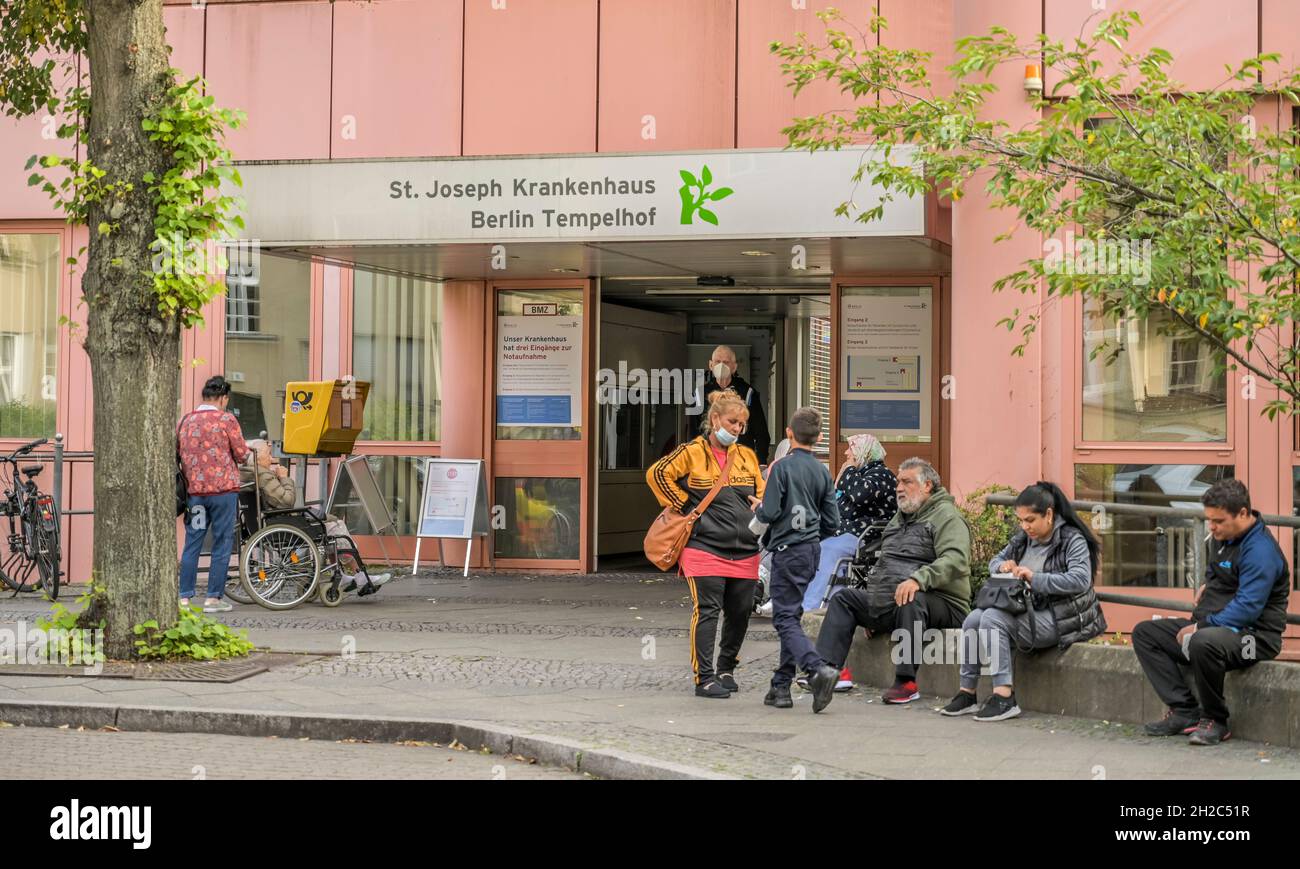 St. Joseph Krankenhaus, Wüsthoffstraße, Tempelhof, Berlin, Deutschland Stock Photo Alamy St. Joseph Krankenhaus, Wüsthoffstraße, Tempelhof, Berlin, Deutschland Stock Photo Alamy