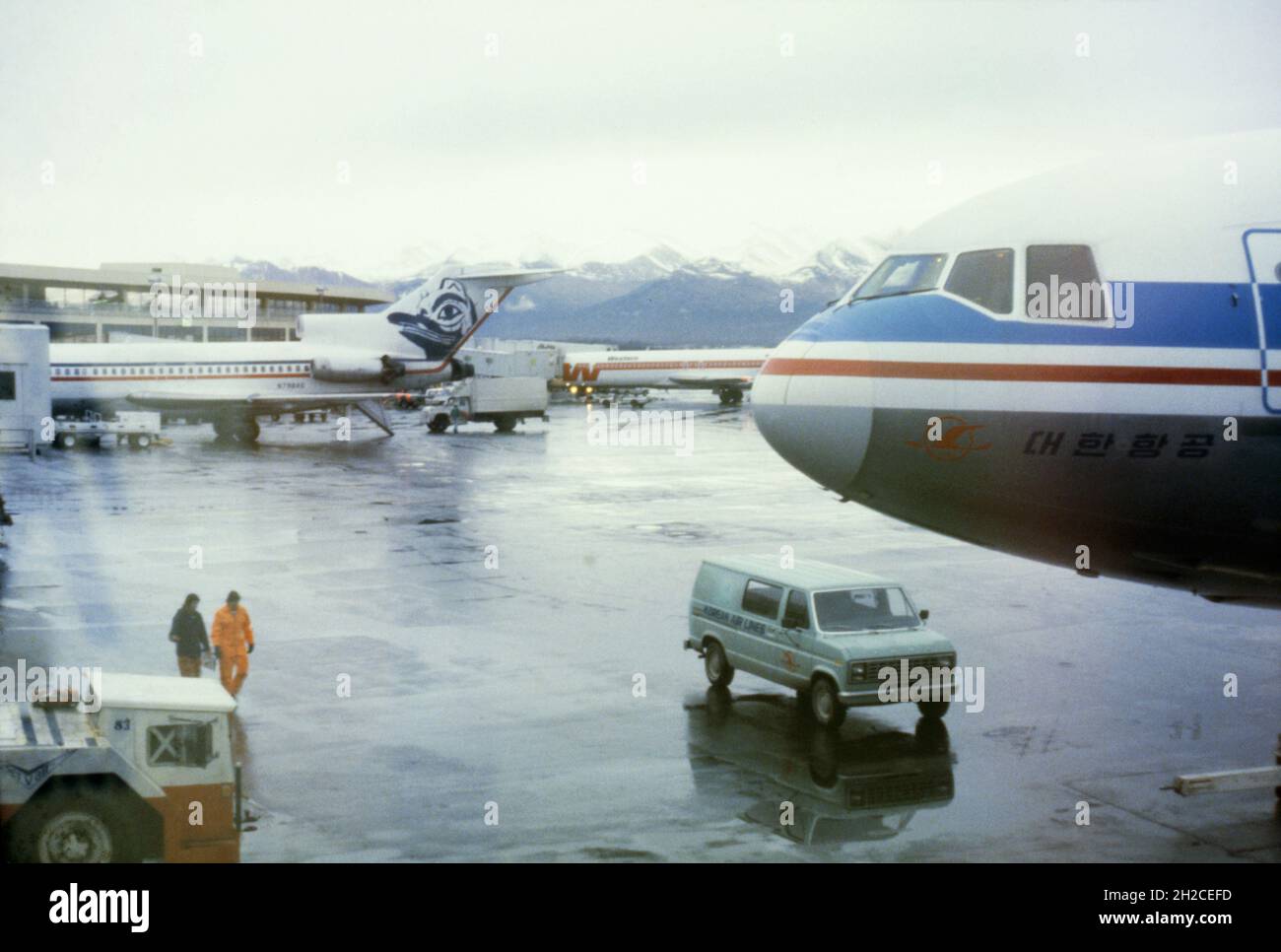 Planes at Anchorage Airport, Alaska, USA, 1970s Stock Photo Alamy