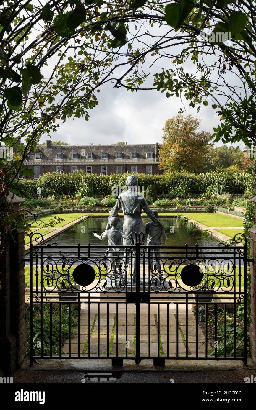 LONDON: The Princess Diana Memorial Garden at Kensington Palace in London. The statue is of Princess Diana with a group of children Photo: David Levenson/Alamy Stock Photo