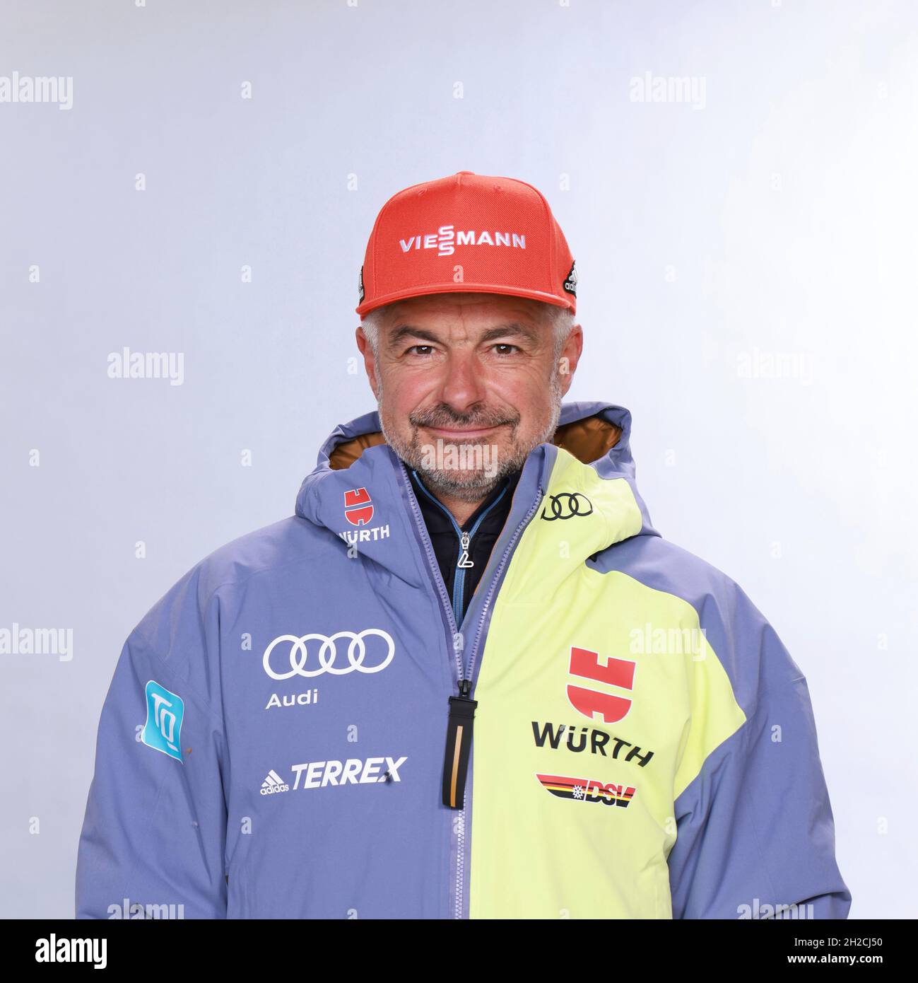 Lutz HAENEL, single image, cropped single motif, portrait, portrait,  portrait, DSV, German Ski Association season 2021/2022 Stock Photo - Alamy