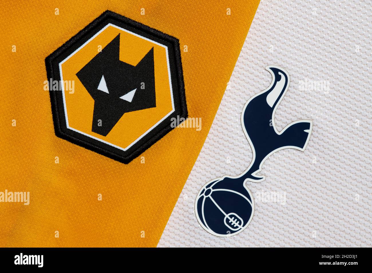 Wolves v spurs hi-res stock photography and images
