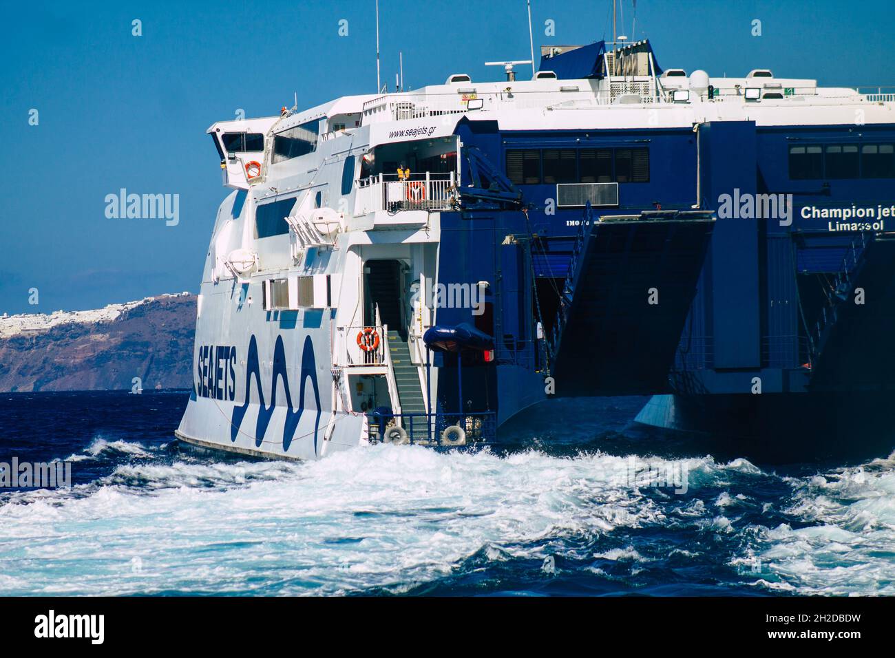 Santorini, Greece - October 20, 2021 The high speed boats of Seajets are  ferries that make this crossing over about 5 hours from the port of Piraeus  Stock Photo - Alamy