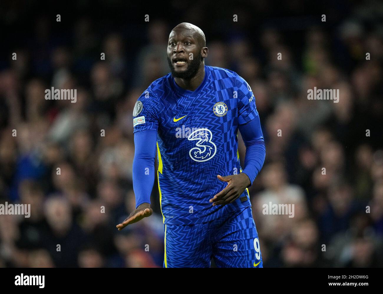 London, UK. 20th Oct, 2021. Romelu Lukaku of Chelsea during the UEFA Champions League match between Chelsea and Malmo at Stamford Bridge, London, England on 20 October 2021. Photo by Andy Rowland. Credit: PRiME Media Images/Alamy Live News Stock Photo