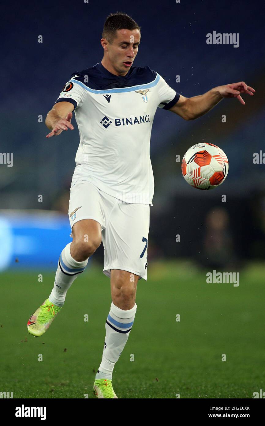 Rome, Italy. 21st Oct, 2021. ROME, Italy - 21.10.2021: A.MARUSIC (LAZIO) in action during the Uefa Europe League Group E football match between SS LAZIO VS OLYMPIQUE MARSIGLIA at Olympic stadium in Rome. Credit: Independent Photo Agency/Alamy Live News Stock Photo