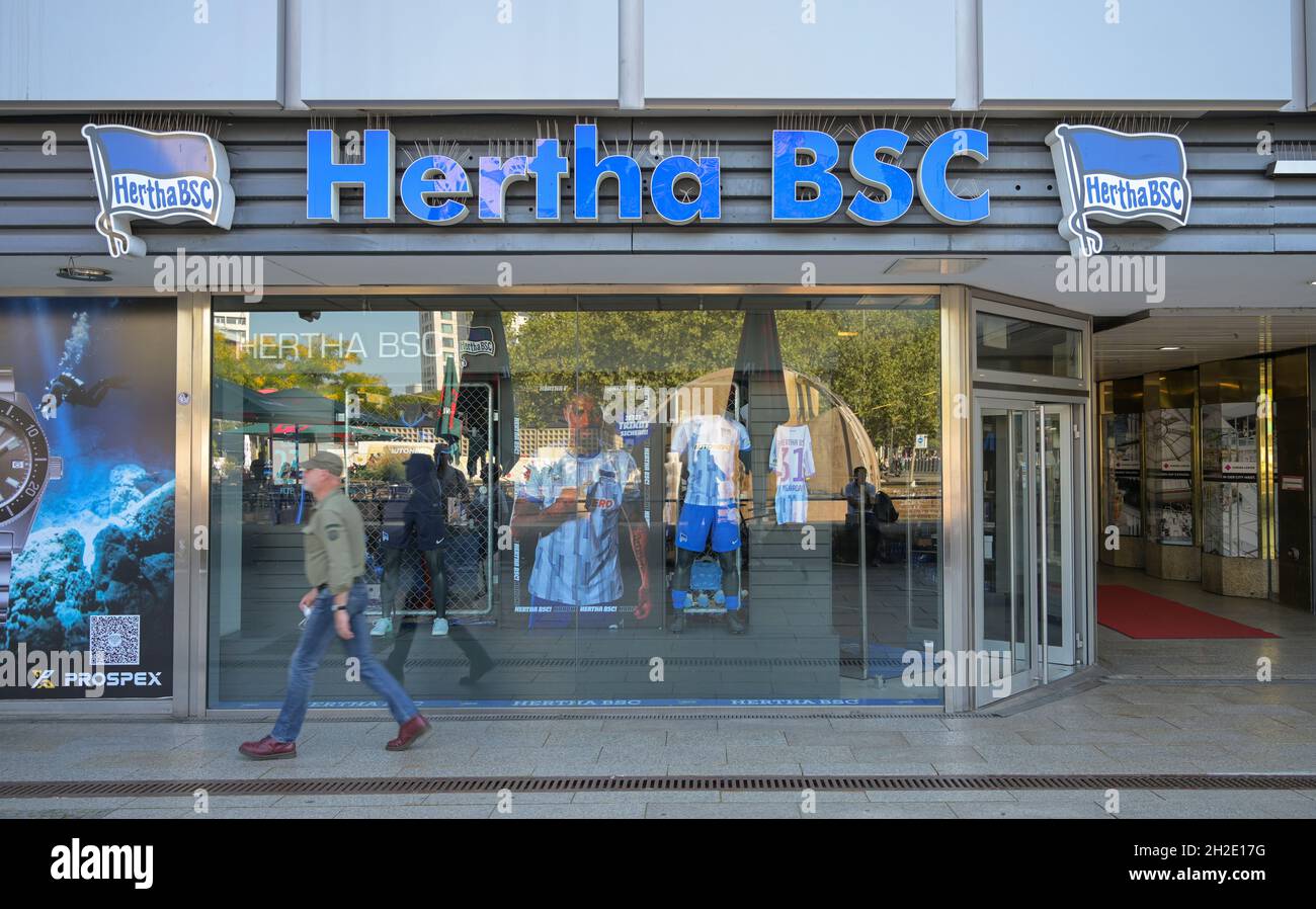 Fanshop Hertha BSC, Europacenter, Breitscheidplatz, Charlottenburg, Charlottenburg-Wilmersdorf, Berlin, Deutschland Stock Photo