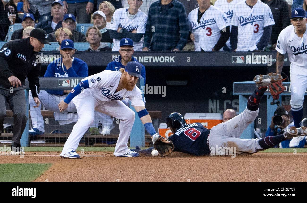 Los Angeles, California, USA. 20th Oct, 2021. Eddie Rosario of the Atlanta Braves is safe at 3rd base during game 4 of the NLCS between Los Angeles Dodgers against the Atlanta Braves. Braves win 9-2. (Credit Image: © Phillip Kim/Prensa Internacional via ZUMA Press Wire) Stock Photo