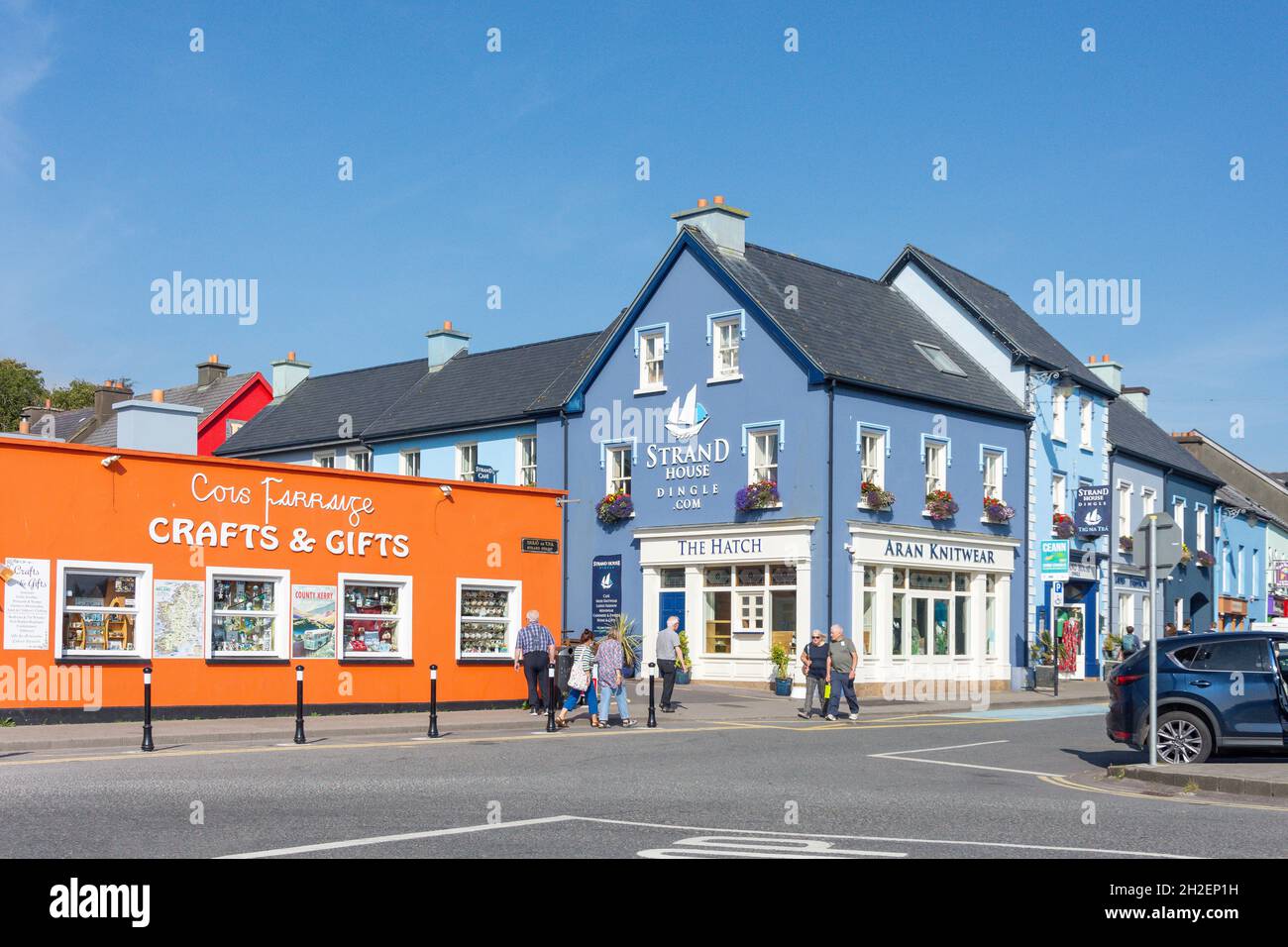 Colourful buildings, Strand Street, Dingle, Dingle Peninsula (Corca Dhuibhne), County Kerry, Republic of Ireland Stock Photo
