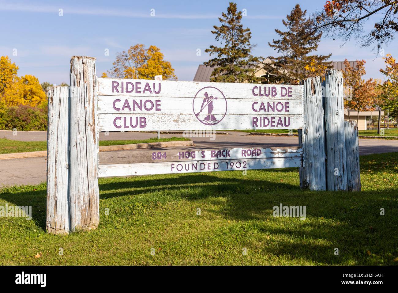 Ottawa, Canada - October 11, 2021: Rideau canoe club signboard on a sunny autumn day Stock Photo