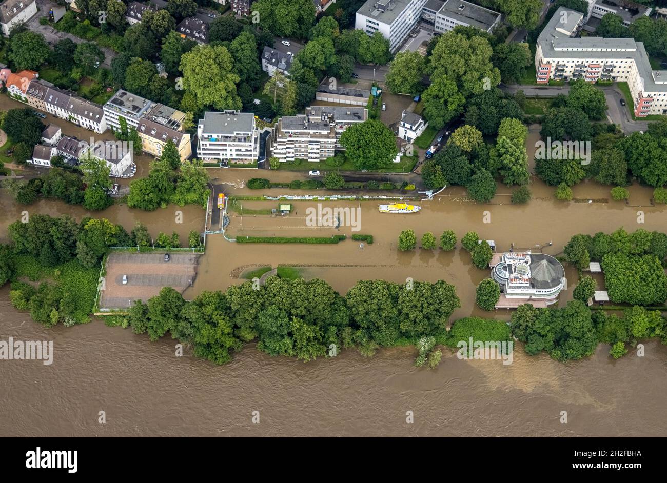Aerial photograph, Ruhr flood, flooding, Ruhrschleuse Mülheim, Altstadt I - Südwest, Mülheim an der Ruhr, Ruhrgebiet, North Rhine-Westphalia, Germany, Stock Photo