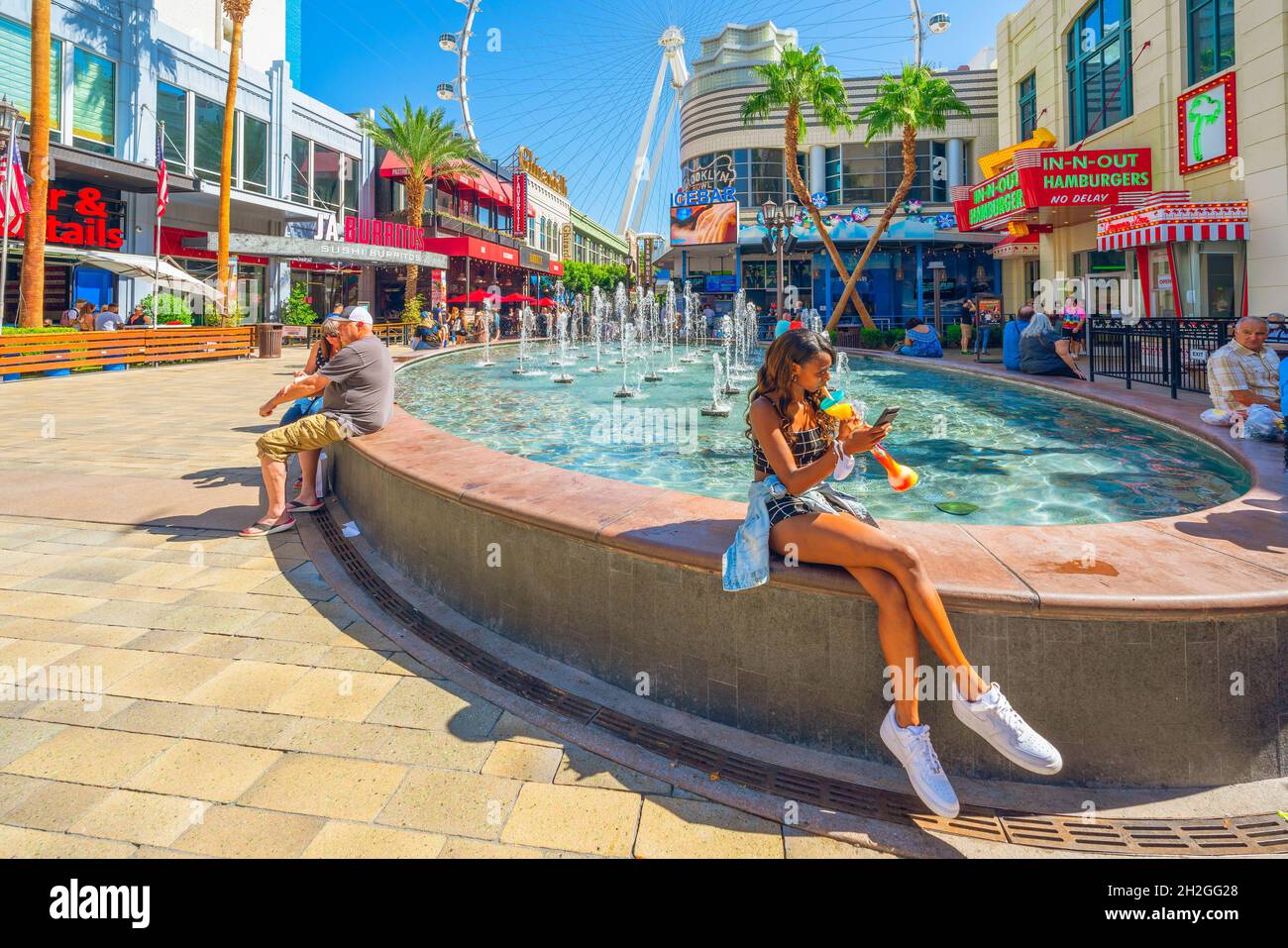 Vegas lifestyle hi-res stock photography and images - Alamy