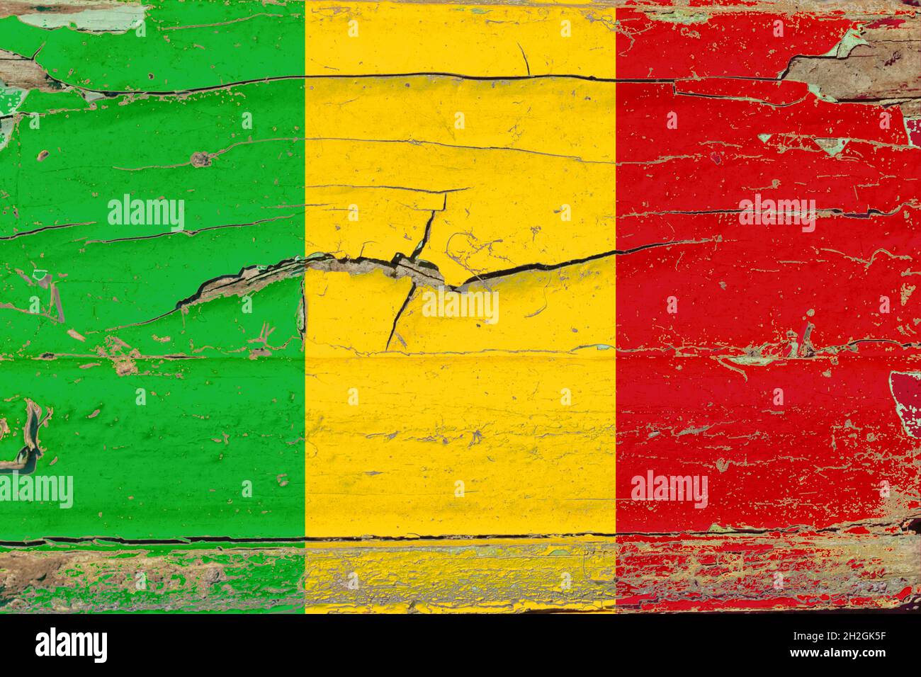 3D Flag of Mali on a old wood wall background Stock Photo - Alamy