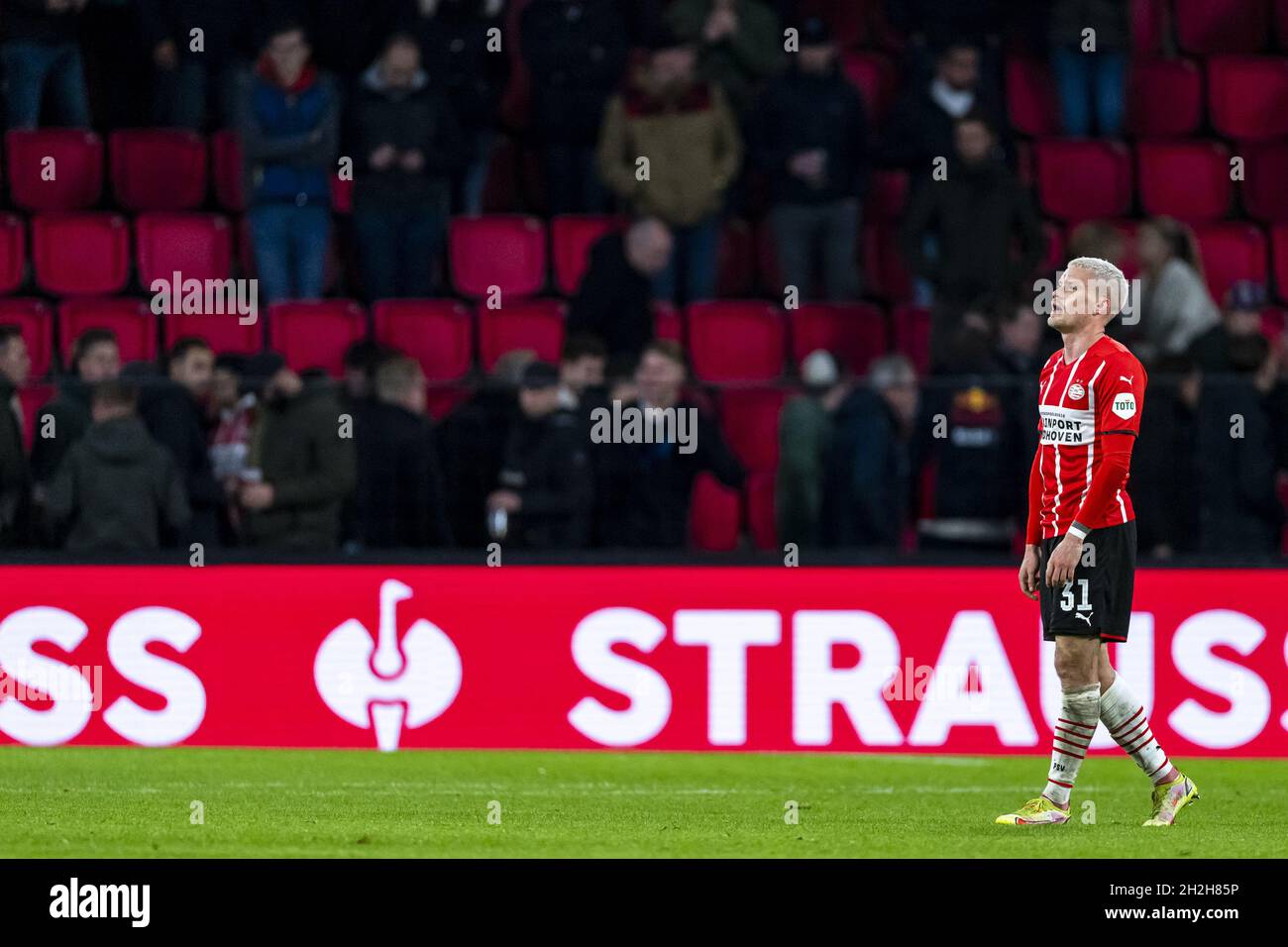 EINDHOVEN, Netherlands, 21-10-2021, football, Philips stadium, Europa League, season 2021 / 2022,  during the match PSV - Monaco, PSV player Philipp Max (Photo by Pro Shots/Sipa USA) *** World Rights Except Austria and The Netherlands *** Stock Photo