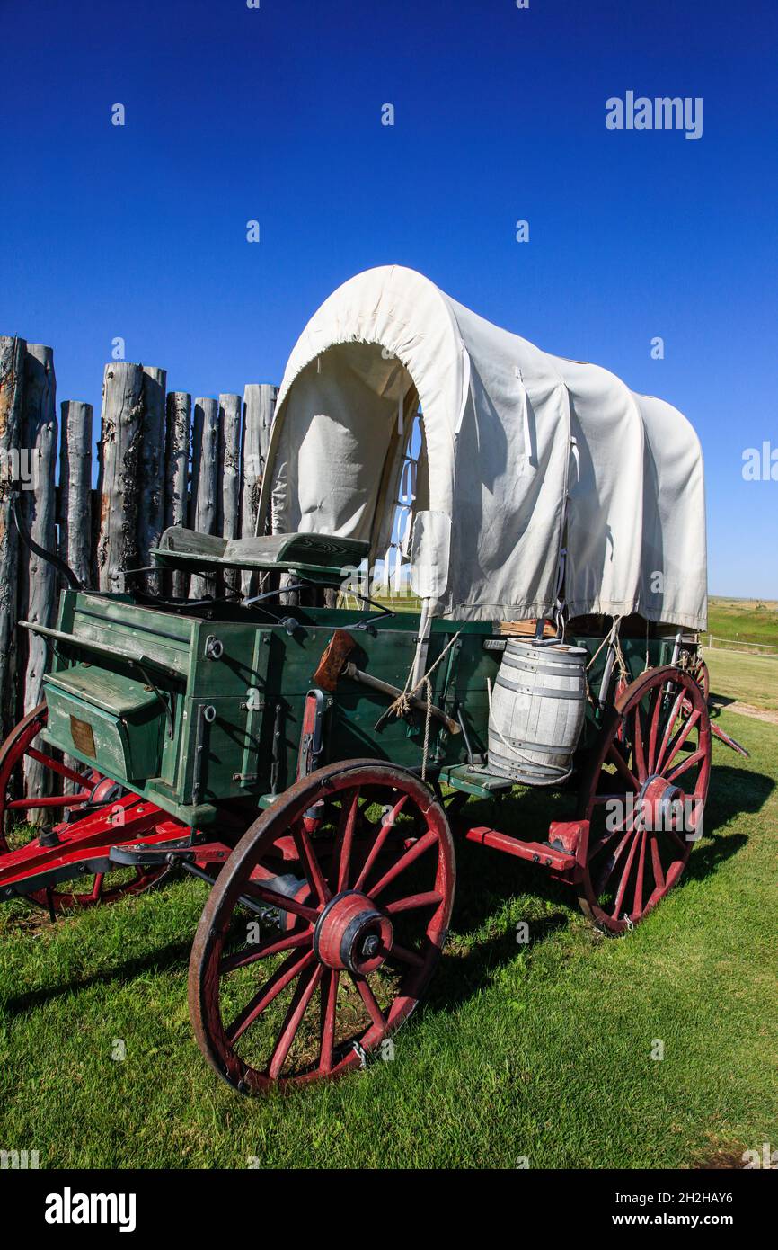 A vintage pioneer covered wagon at the historic Sun Ranch and Mormon Trail Site in central Wyoming. Stock Photo