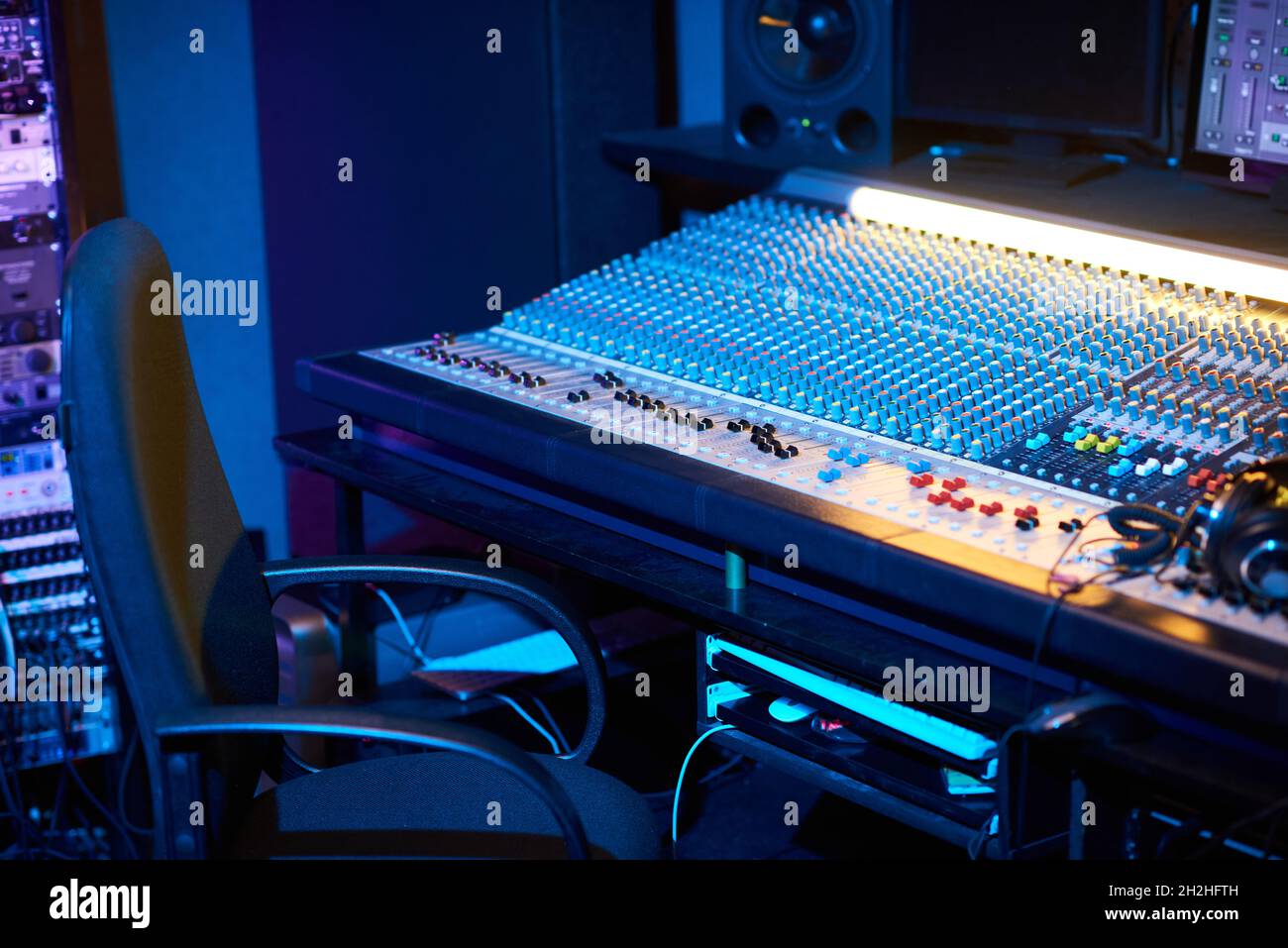 Stereo module hi-res stock photography and images - Alamy