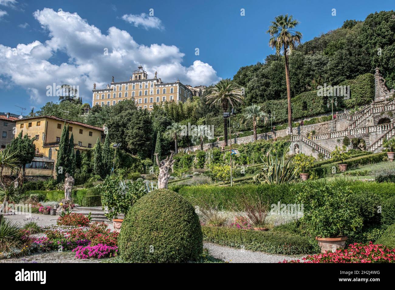 Collodi, Giardino Garzoni (Garzoni Garden) in Villa Garzoni at Collodi, Tuscany, Italy Stock Photo