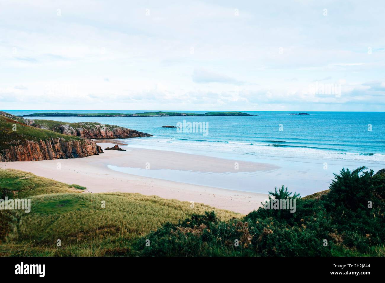 view of CEANNABEINNE BEACH on the nc500 road trip route in scotland Stock Photo