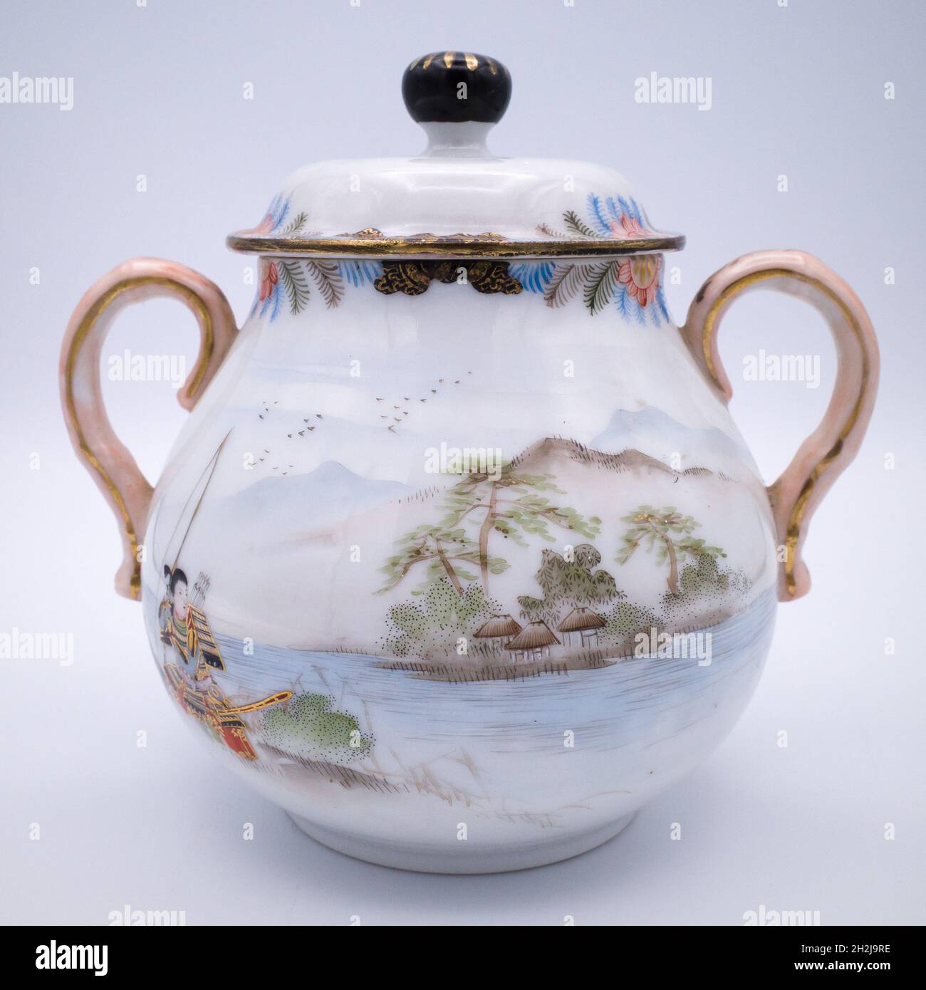 Antique Japanese Satsuma Style Kutani Porcelain Sugar Bowl With Hand