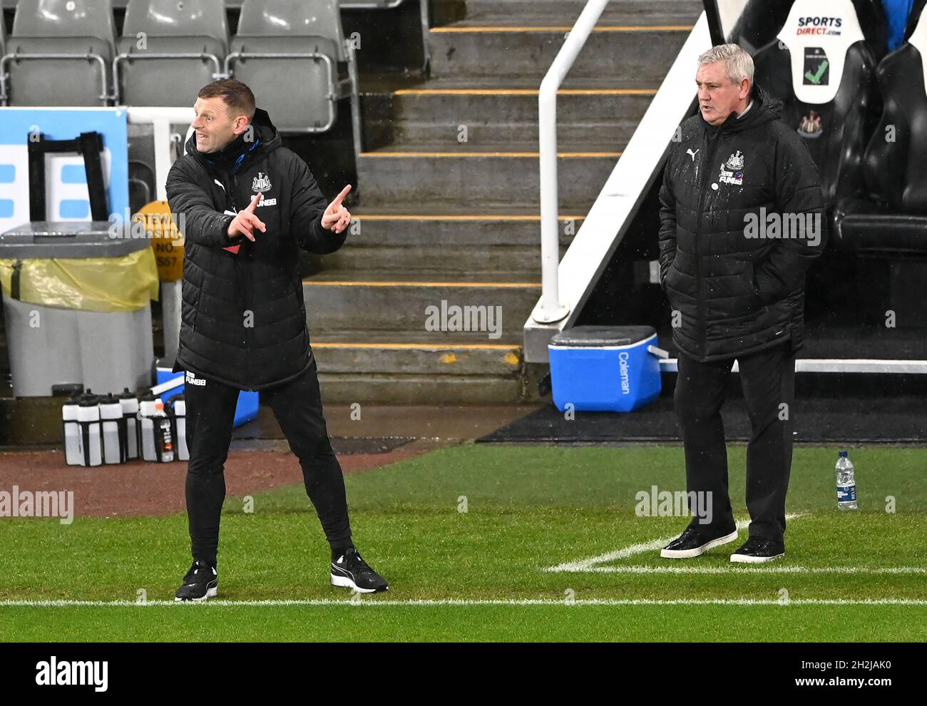 File photo dated 02-02-2021 of Newcastle united assistant manager Graeme Jones (left) and manager Steve Bruce. Newcastle interim boss Graeme Jones has confirmed he has been asked to take charge of the next two Premier League games as the search for Steve Bruce's successor continues. Issue date: Friday October 22, 2021. Stock Photo