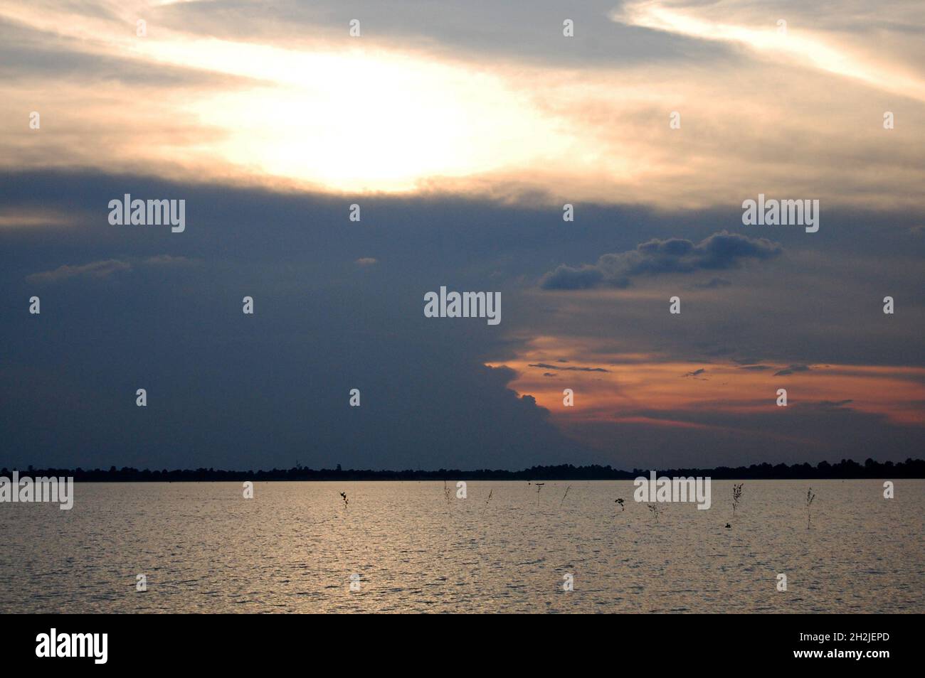 The west baray khmer hi-res stock photography and images - Alamy