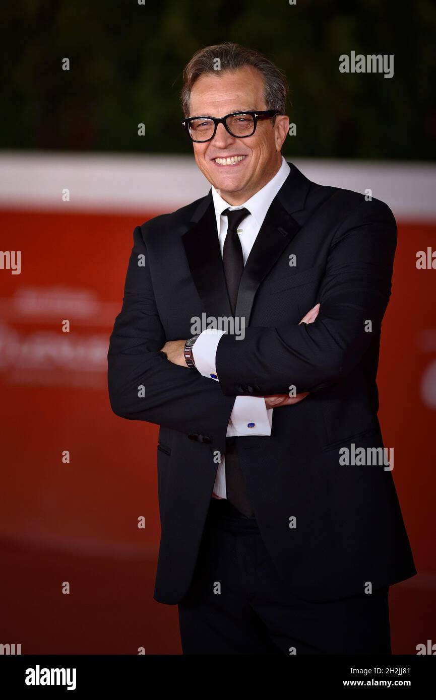 Rome, Italy. 21st Oct, 2021. ROME, ITALY - OCTOBER 21: Gabriele Muccino attends the red carpet of the movie 'A casa tutti bene' during the 16th Rome Film Fest 2021 on October 21, 2021 in Rome, Italy. Credit: dpa/Alamy Live News Stock Photo