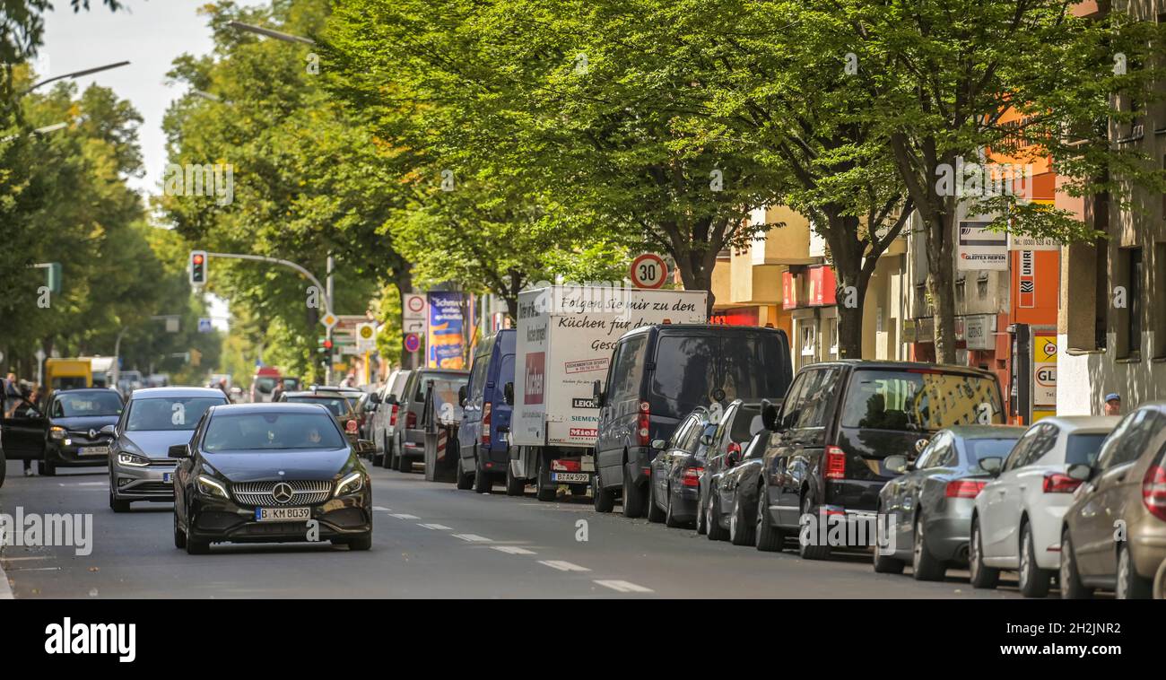 Straßenverkehr, Silbersteinstraße, Neukölln, Berlin, Deutschland Stock Photo