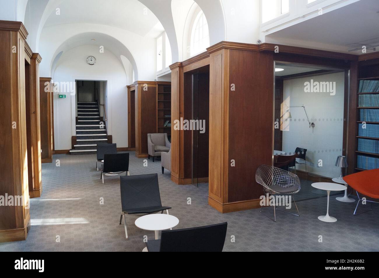 London, UK. Interior of the Royal Geographical Society: view of the library Stock Photo