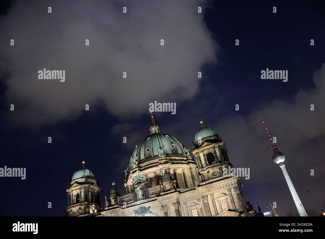 Berlin cathedral, view from the Lustgarten, pleasure ground, which is part of the Museum Island, built 1895-1905 bv Julius Raschdorff, in the back tel Stock Photo