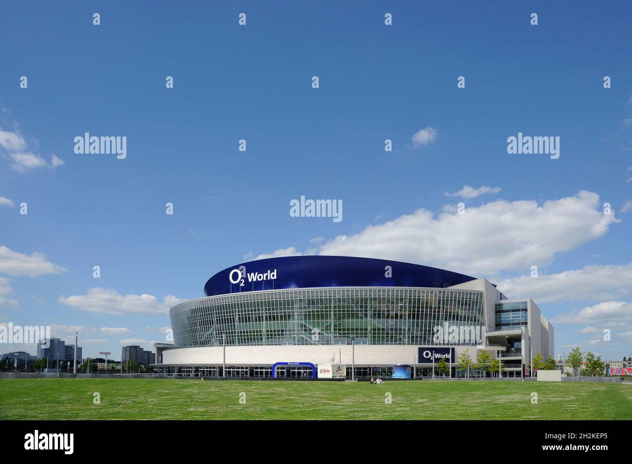 The o2 arena exterior hi-res stock photography and images - Alamy