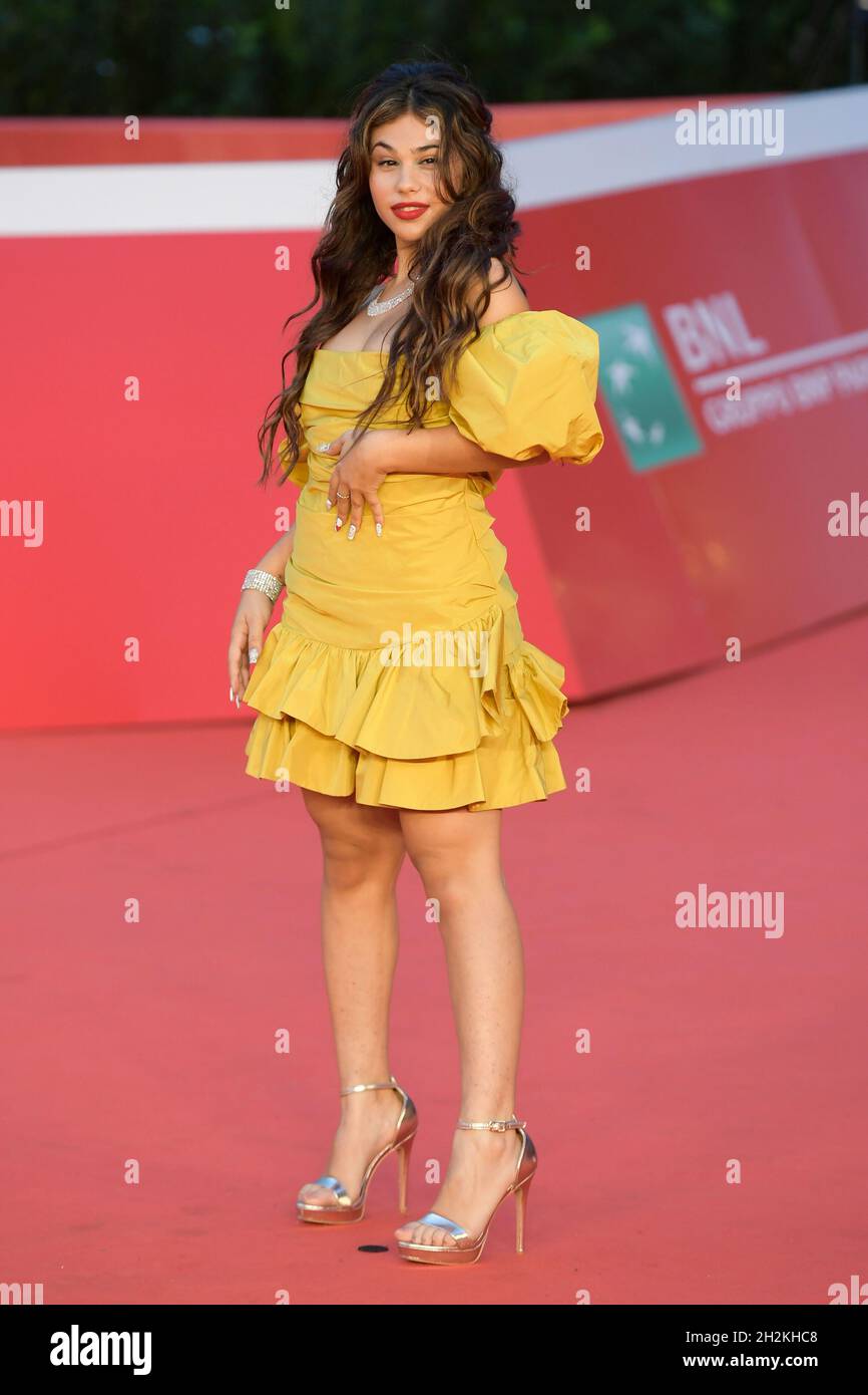 Foto giulia sara salemi