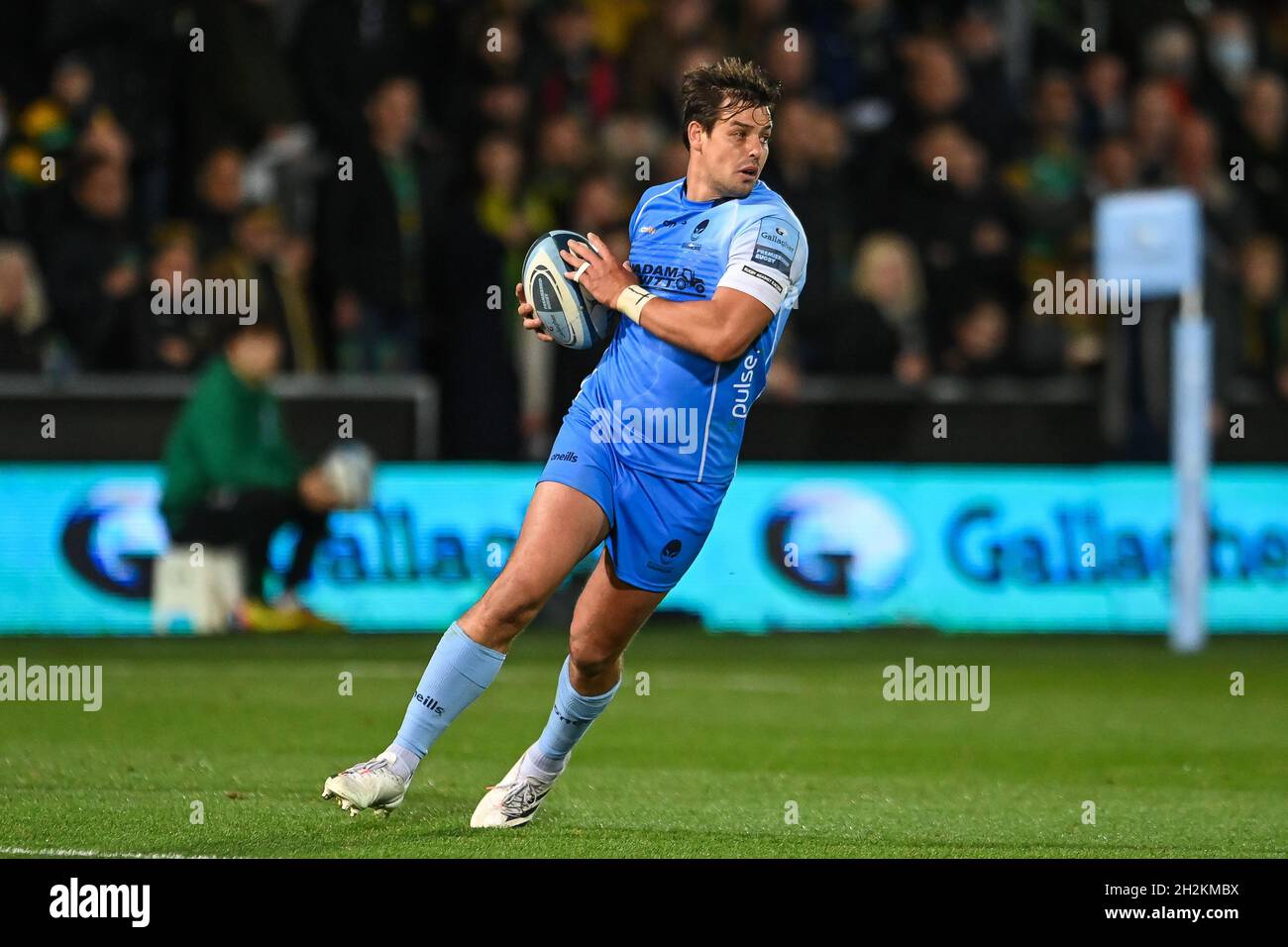 Northampton, UK. 22nd Oct, 2021. Francois Venter of Worcester Warriors in action in, on 10/22/2021. (Photo by Craig Thomas/News Images/Sipa USA) Credit: Sipa USA/Alamy Live News Credit: Sipa USA/Alamy Live News Stock Photo
