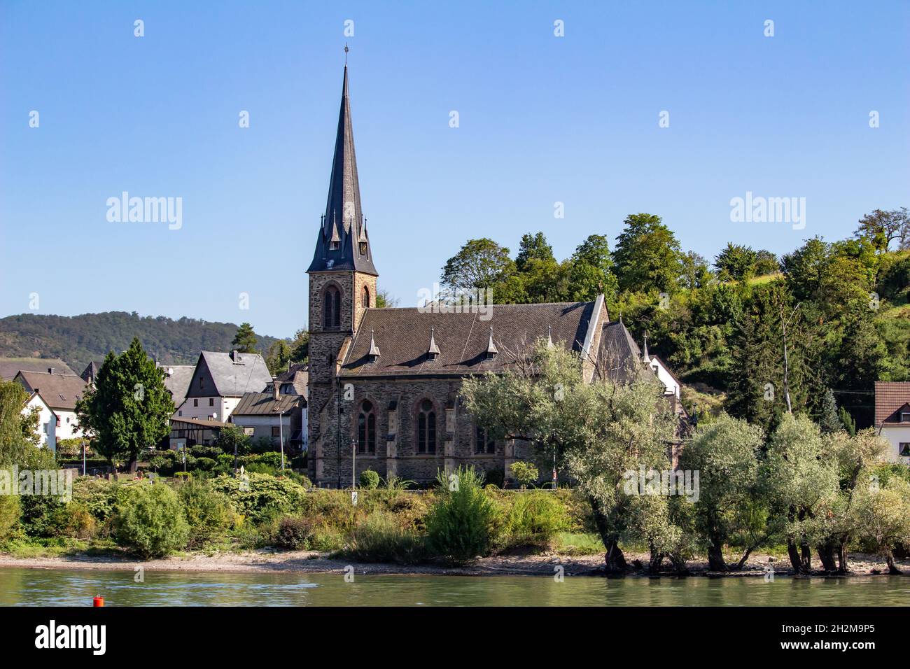 small-brown-brick-church-landscape-on-the-upper-middle-rhine-river-near