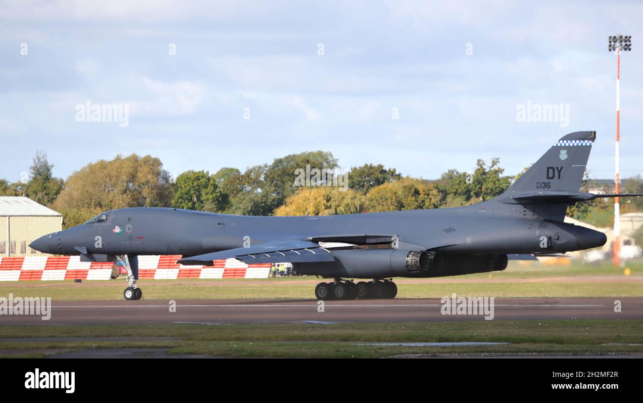 A USAF Rockwell B1-B Lancer variable-sweep wing Strategic Bomber taxiing at RAF Fairford, UK Stock Photo