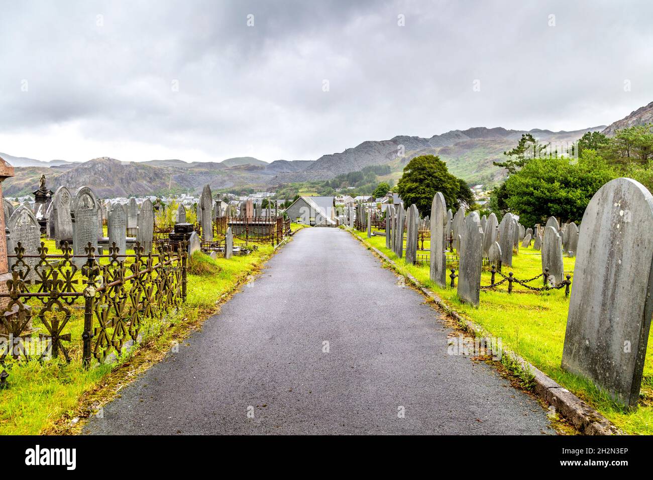 Blaenau Ffestiniog (Bethesda) Cemetery in Manod, Snowdonia, Wales, UK Stock Photo