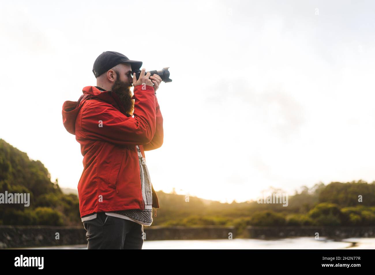Side view male tourist hi-res stock photography and images - Alamy