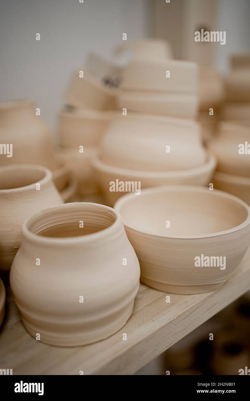 Ceramics and pottery hi-res stock photography and images - Alamy